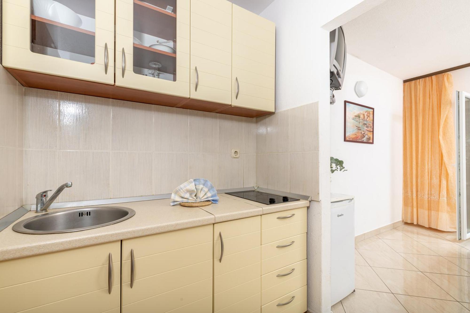 Apartmani Ruzica Zastražišće Exterior foto